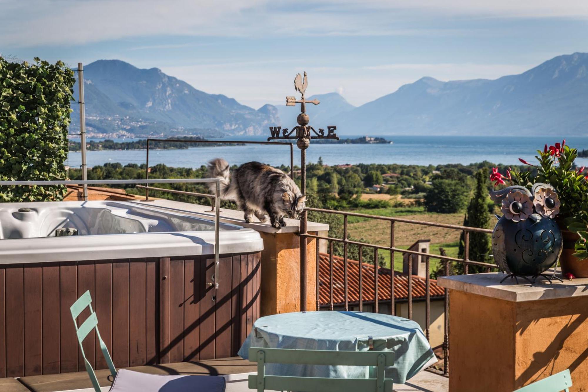 Antico Borgo B&B Con Spa - Adults Only Manerba del Garda Exteriör bild